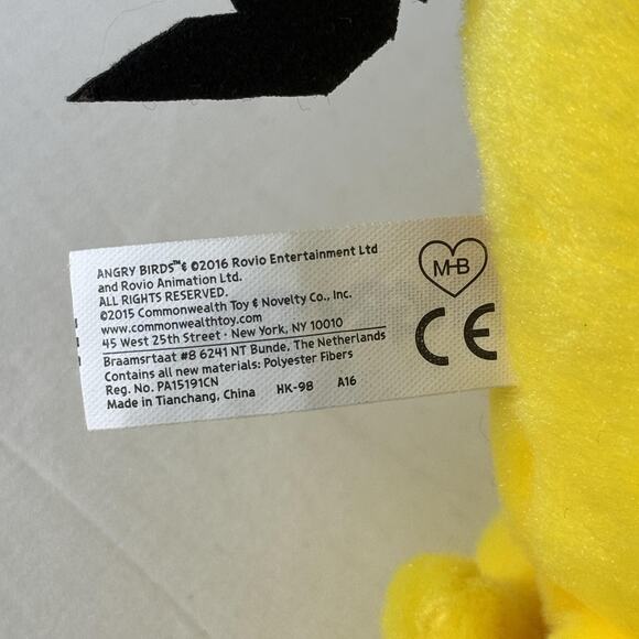 Angry Birds Chuck Yellow Bird Plush Stuffed Toy Commonwealth 2016 Rovio - Picture 6 of 7